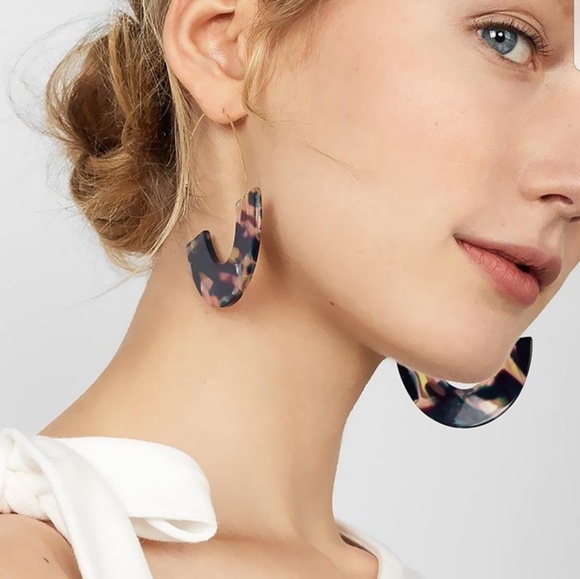 Acrylic Hoop Earrings NWOT - Picture 2 of 2